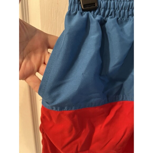Chubbies Board Shorts Mens Sz M Red Blue ColorBlock Swim Trunks - Picture 3 of 13
